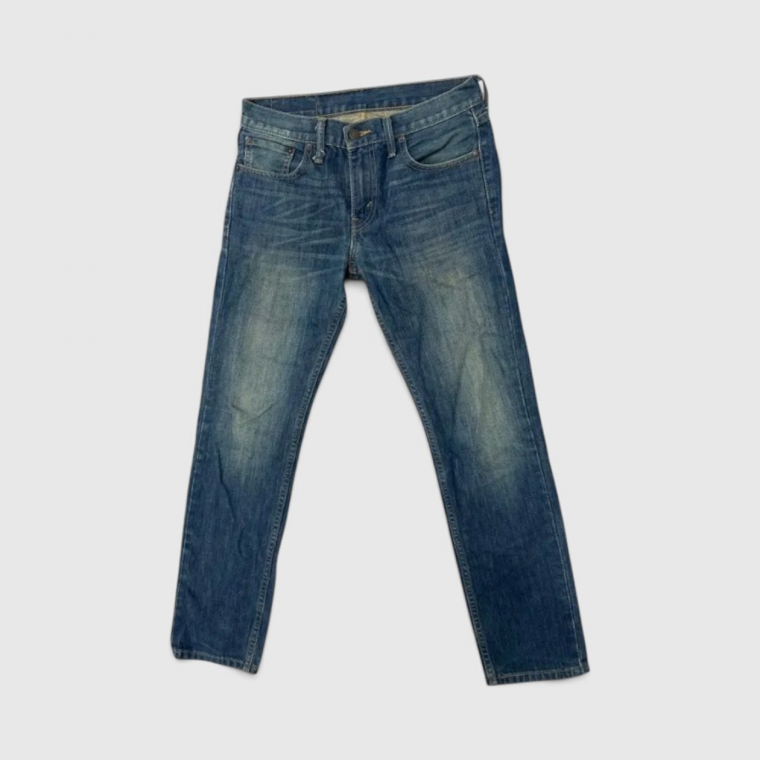 Levi’s Classic Blue Slim Jeans / Pre-Owned