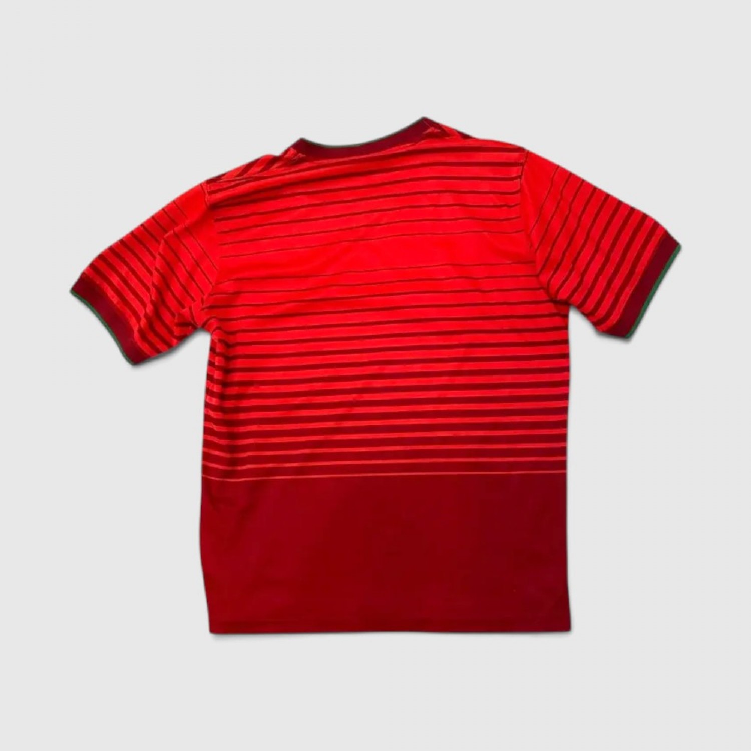PORTUGAL NATIONAL TEAM NIKE FOOTBALL JERSEY M / Pre-Owned