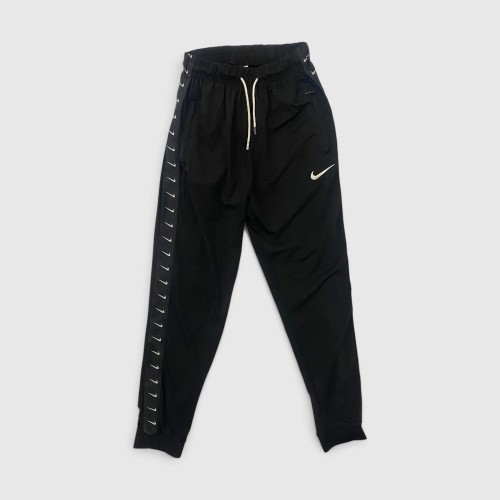 Nike Ανδρικό Παντελόνι Φόρμας Swoosh Tape – Μαύρο / Pre-Owned
