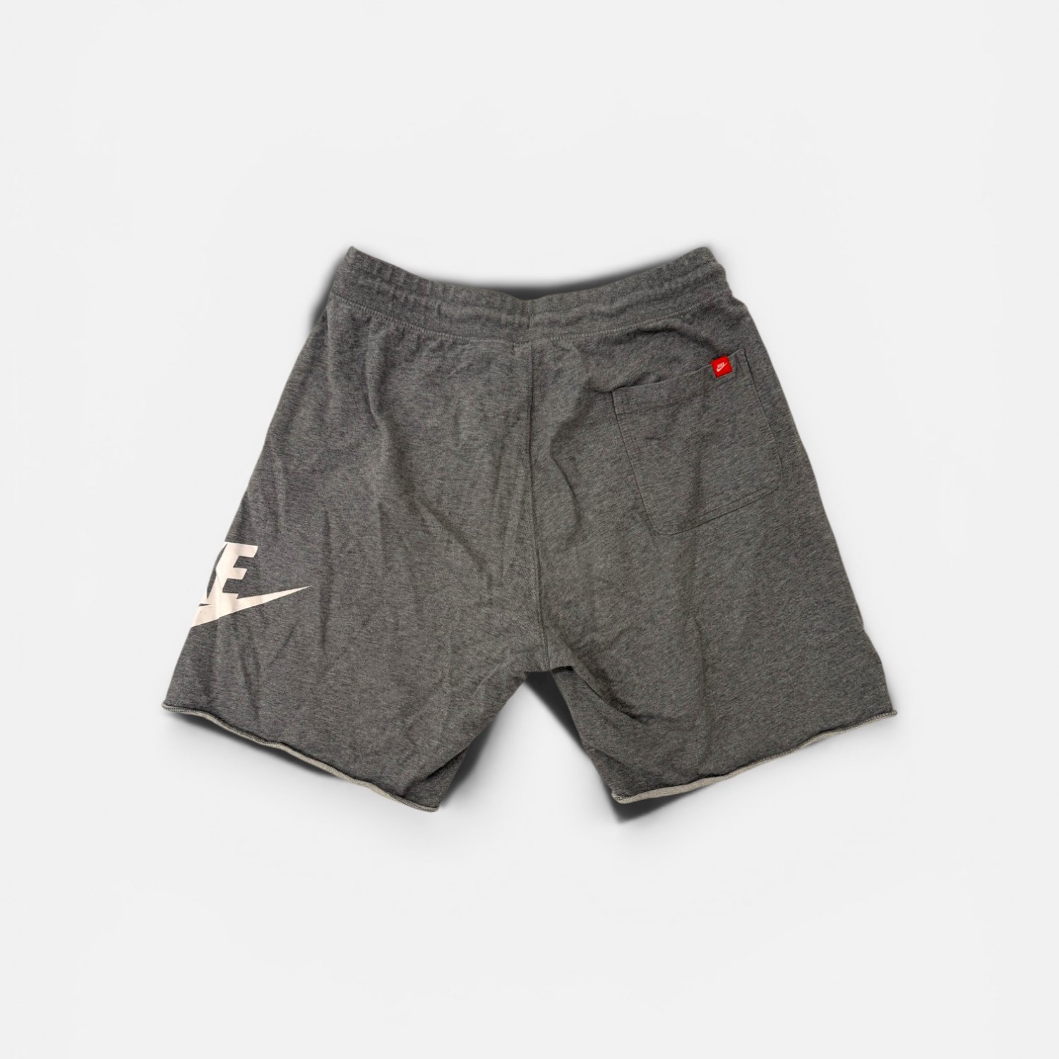 Nike Sportswear Γκρι Βαμβακερή Βερμούδα με Oversized Logo