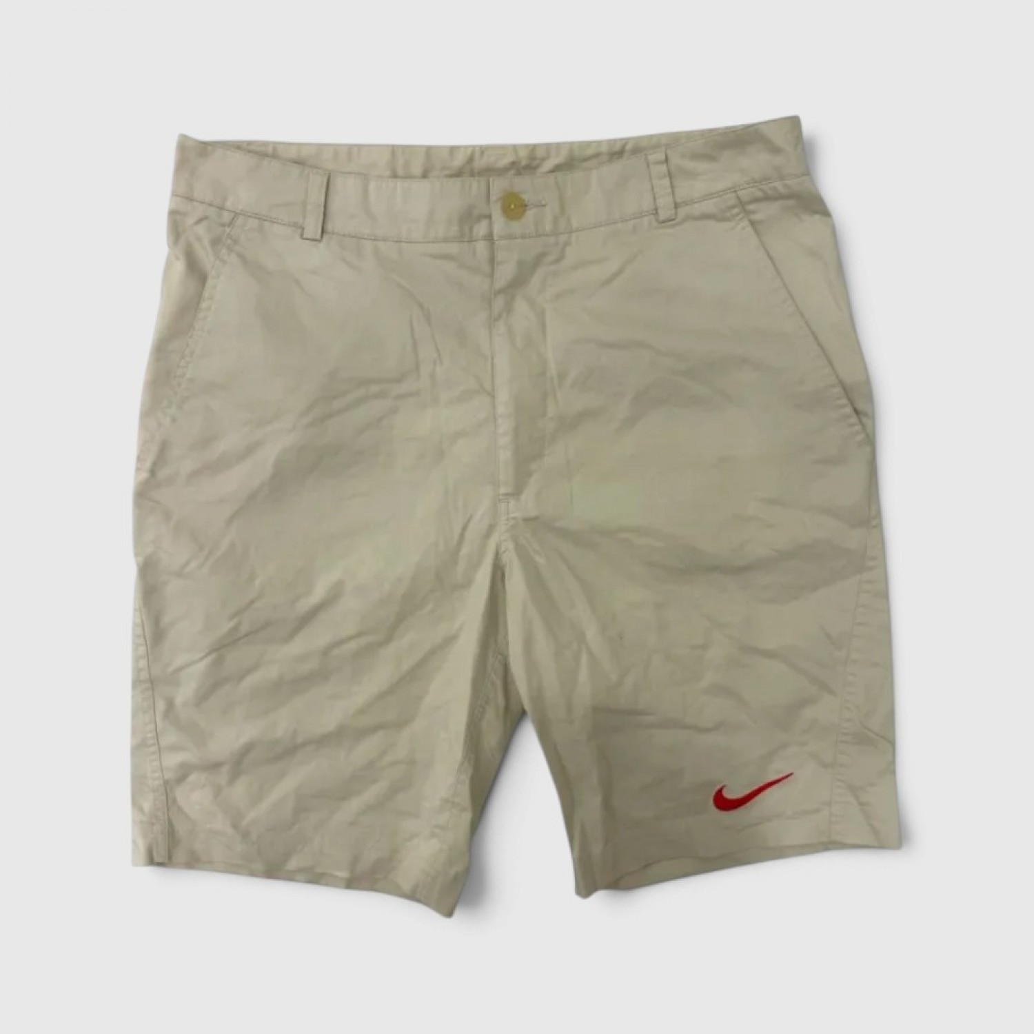 Nike Μπεζ Chino Βερμούδα με Κεντημένο Swoosh / Pre-Owned