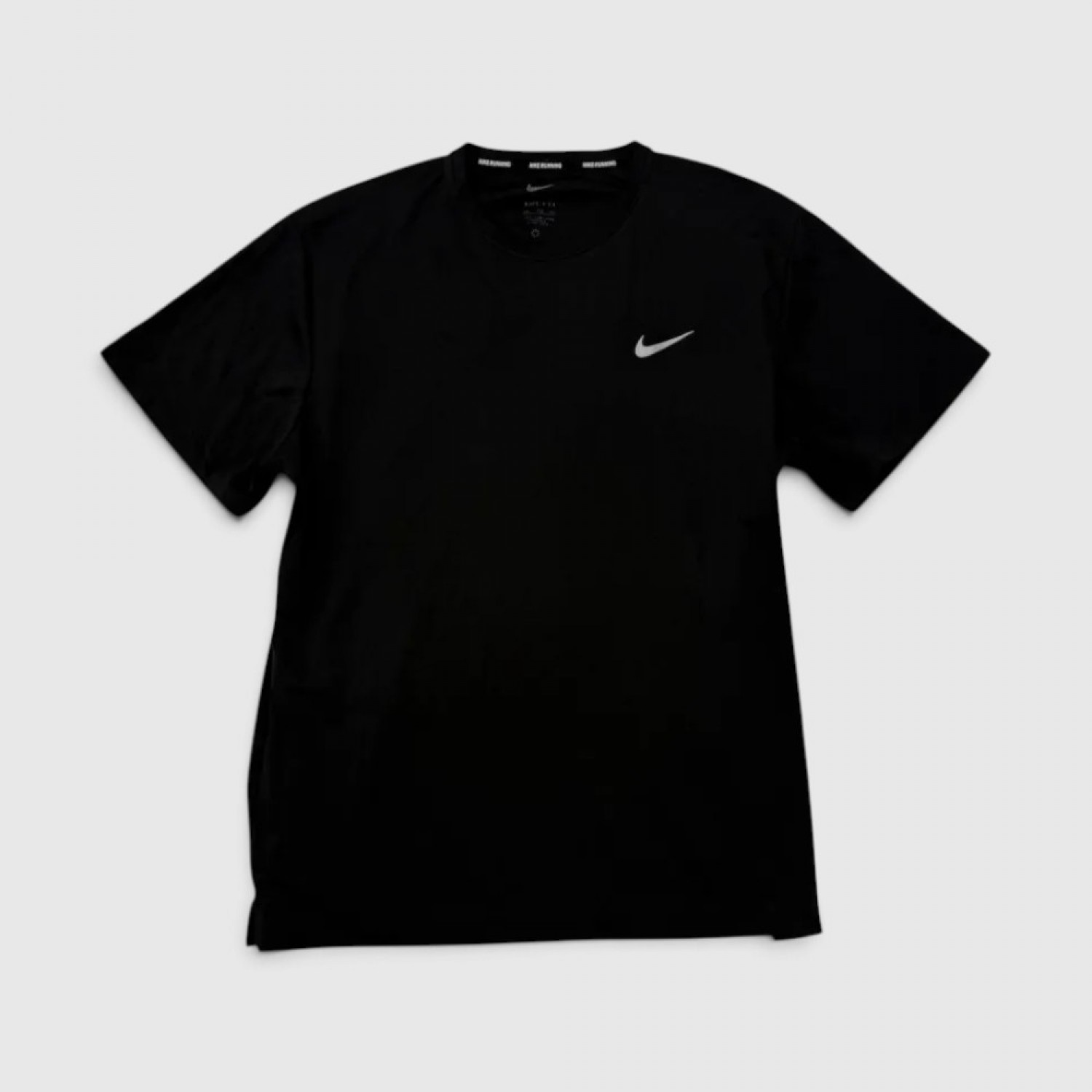Nike Dri-FIT Running T-Shirt Black with Silver Swoosh / Pre-Owned