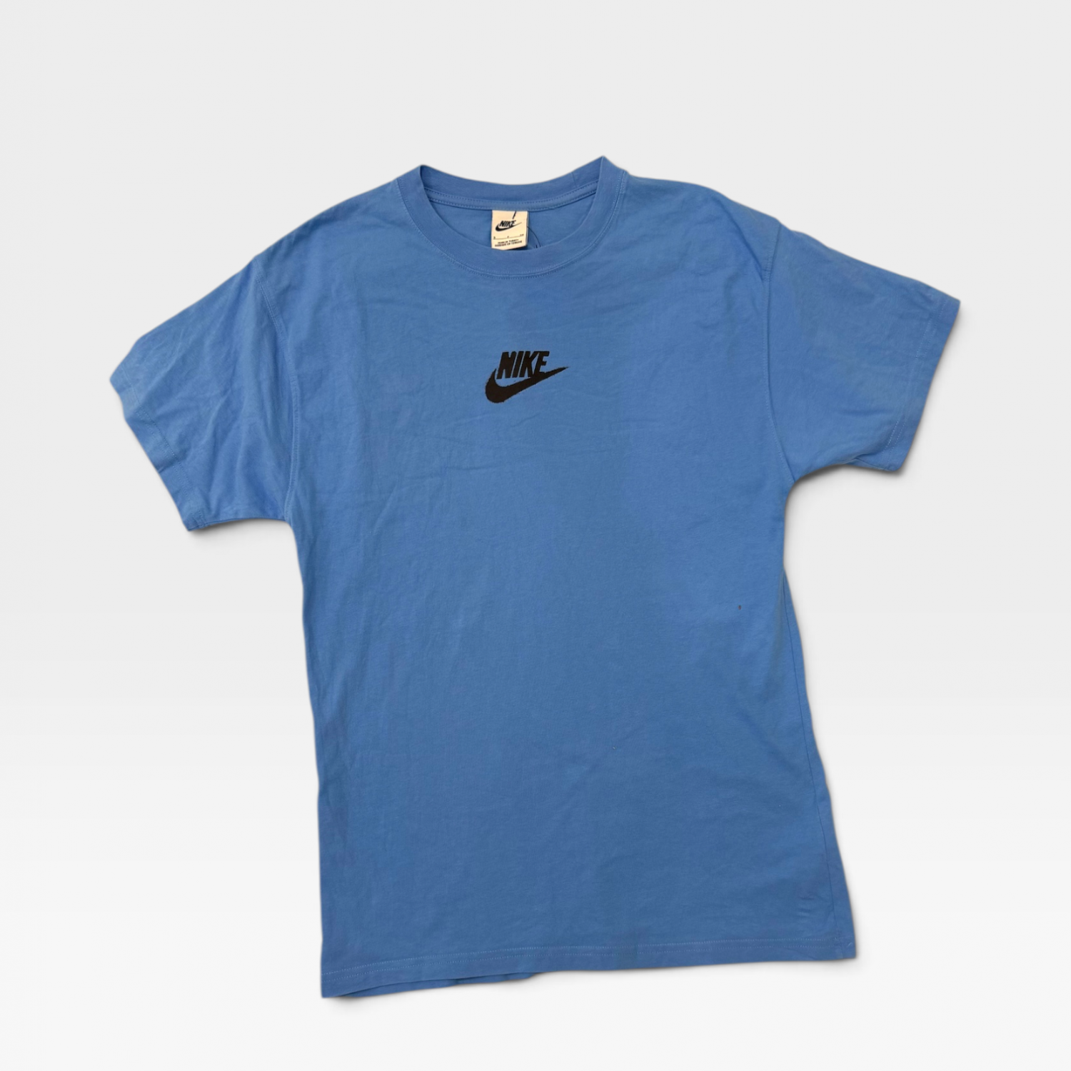 Nike Sportswear Small Logo T-Shirt