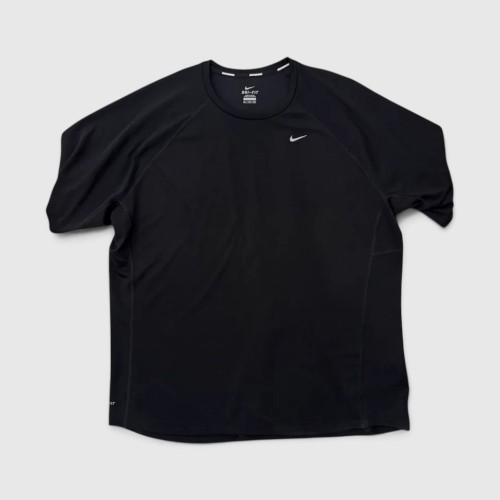 Nike Dri-FIT Performance T-Shirt / Pre-Owned