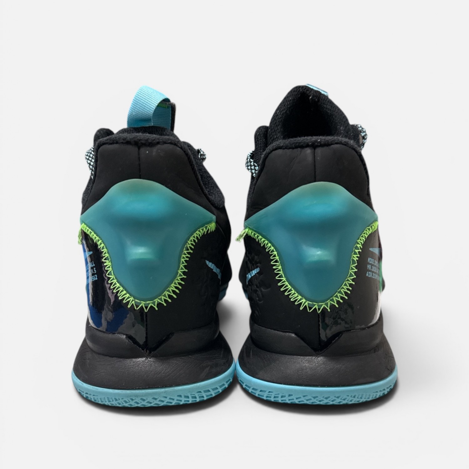 Nike LeBron Witness 5 