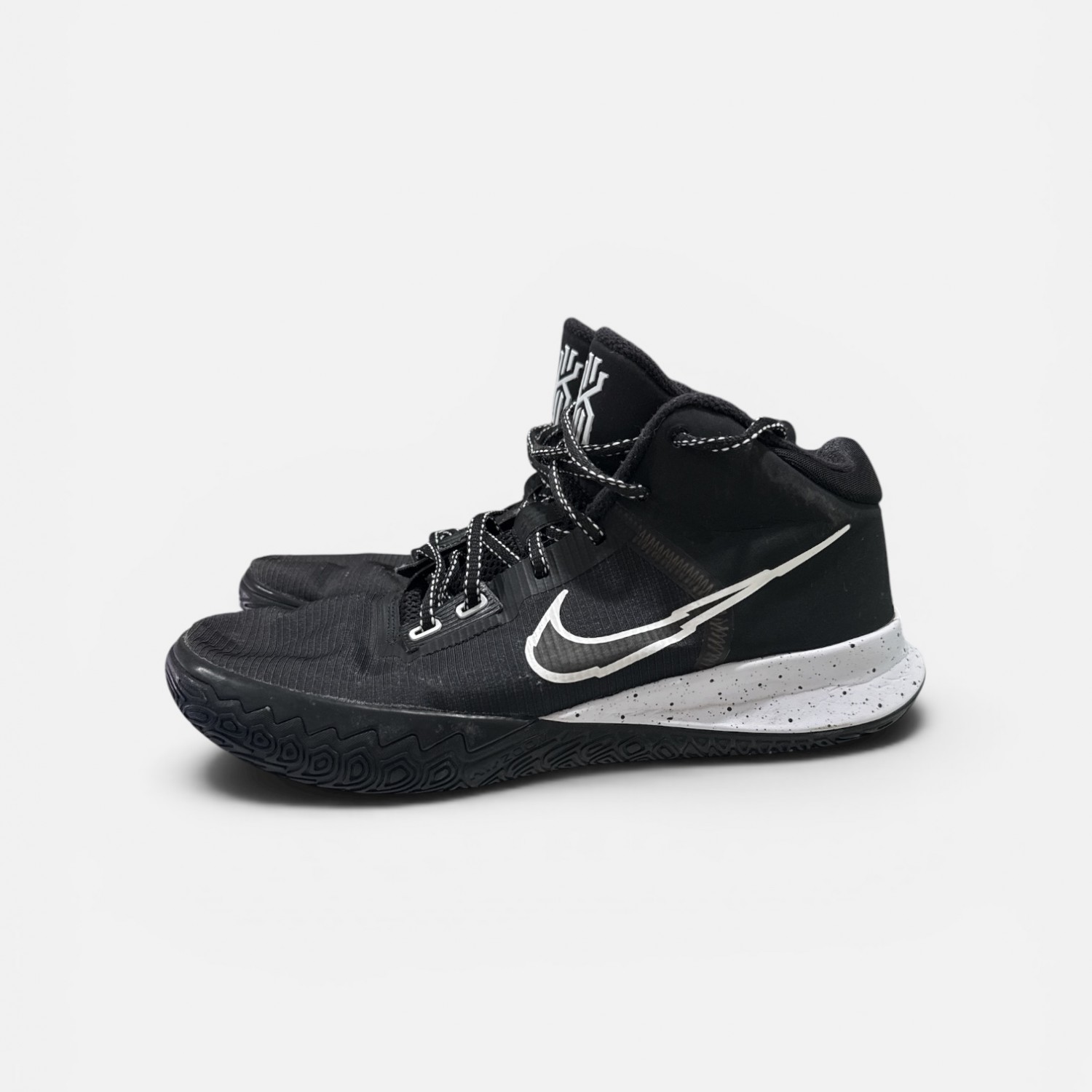 Nike Kyrie Flytrap 