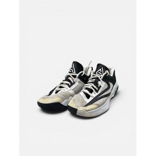 Nike Giannis Immortality 