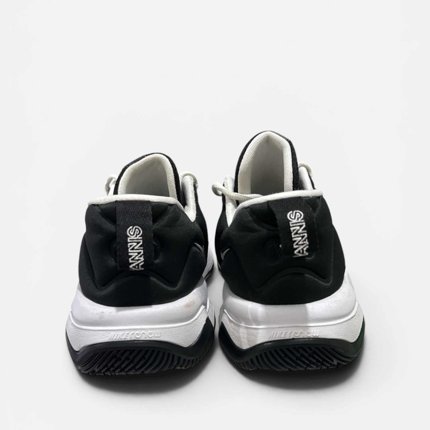 Nike Giannis Immortality 