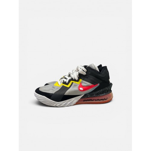 Nike Kyrie Low 3 
