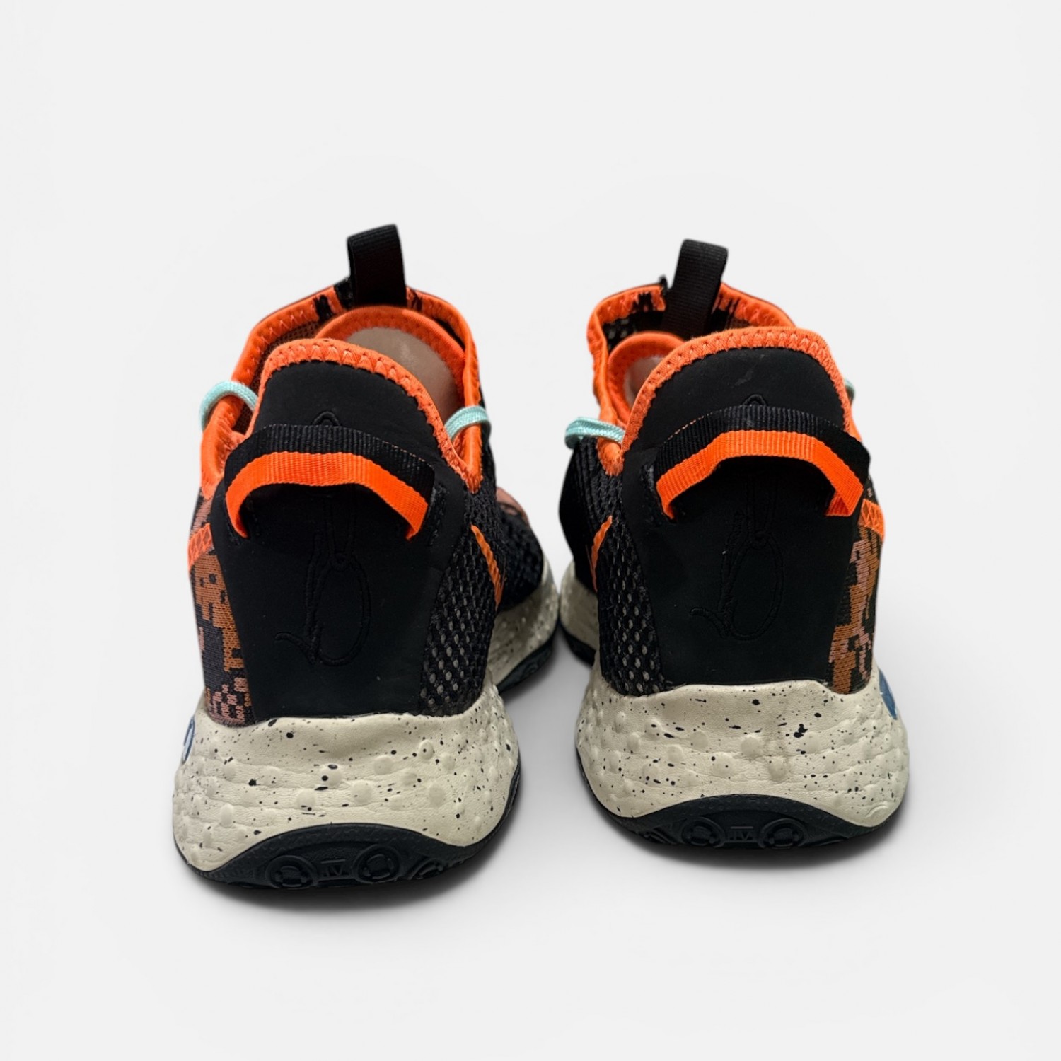 Nike Cosmic Unity 2 “Orange Camo”