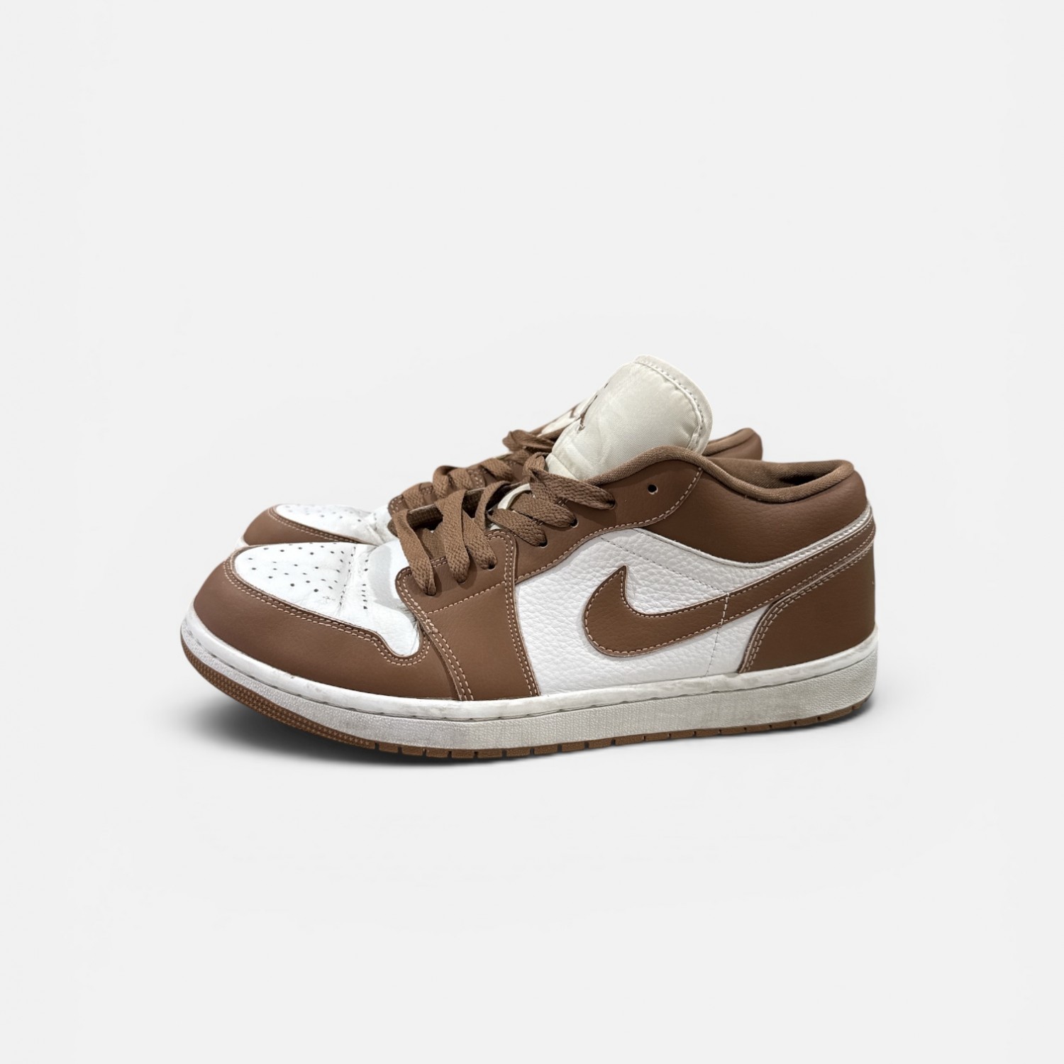 Air Jordan 1 Low Mocha
