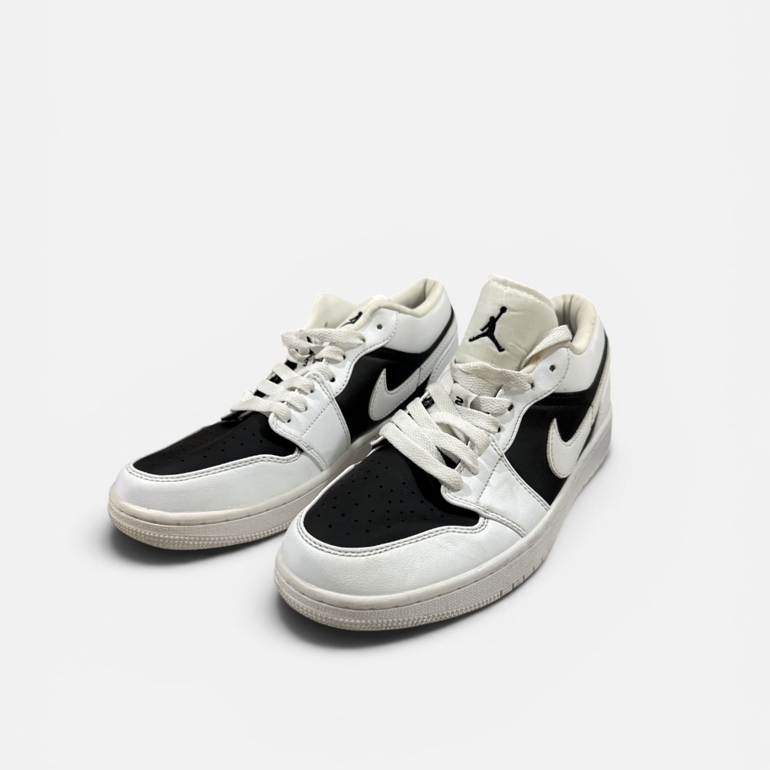 Air Jordan 1 Low “Panda”