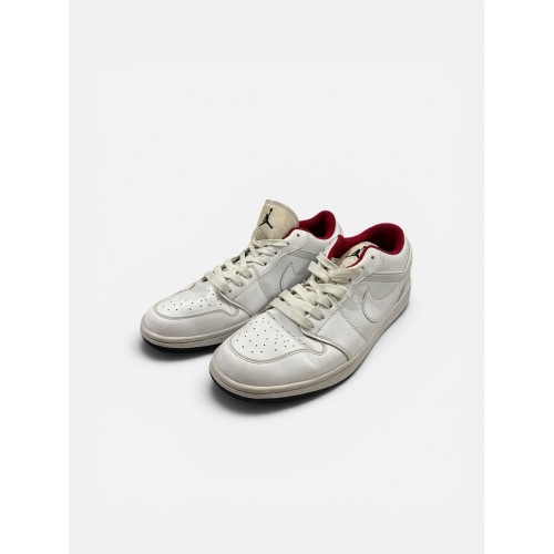 Air Jordan 1 Low Triple White (Red Lining)