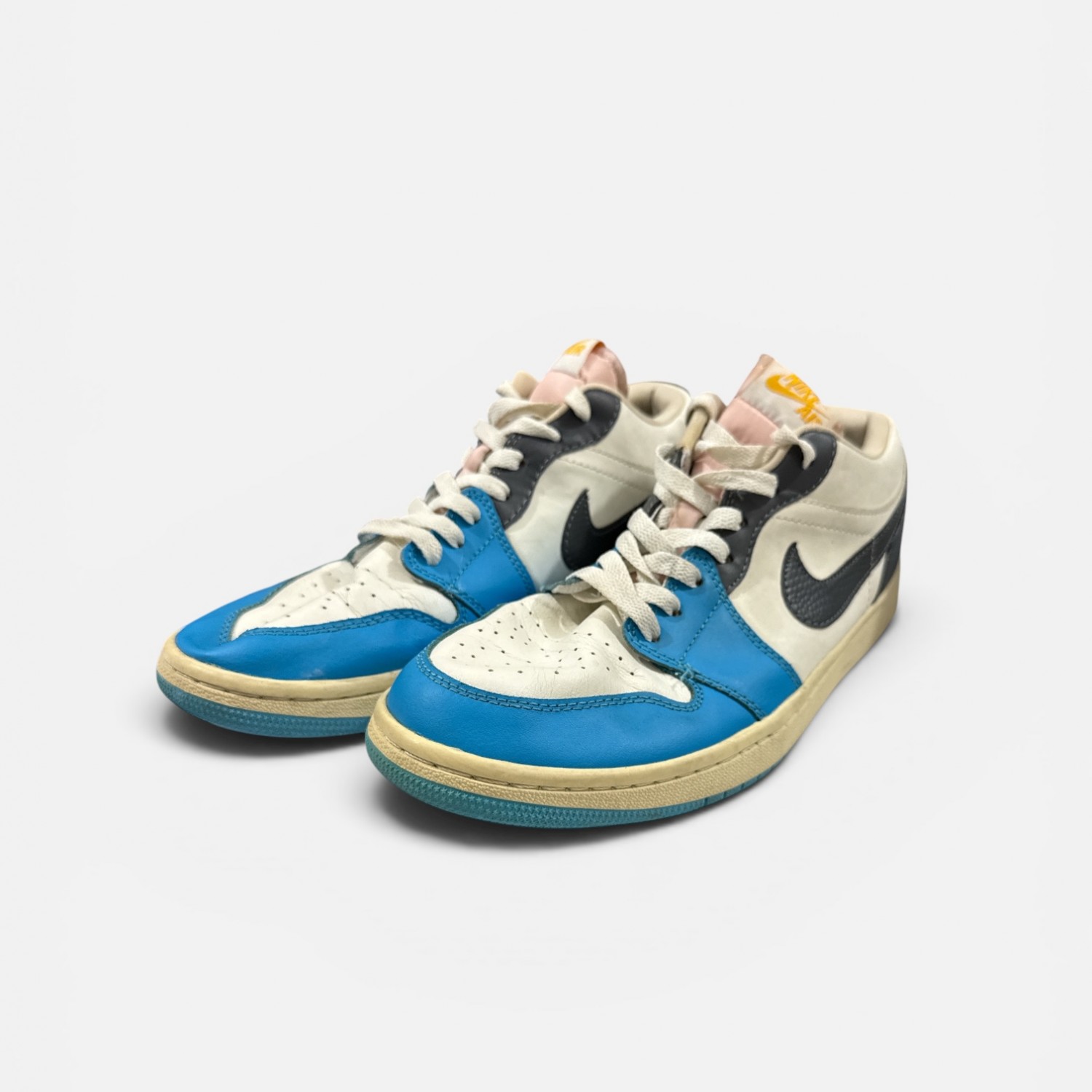 Air Jordan 1 Low SE “Tokyo Vintage” (Blue/Grey)