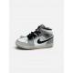 Air Jordan 1 Mid  / Pre-Owned
