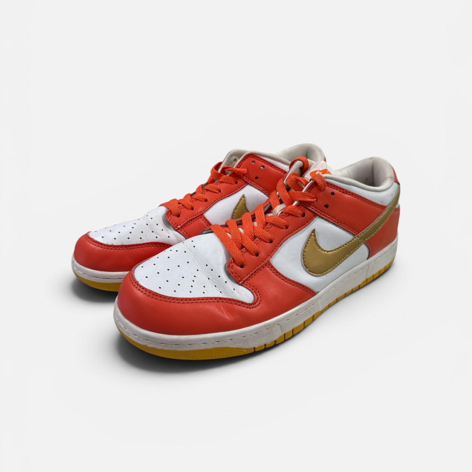 Nike Dunk Low Retro / Pre-Owned