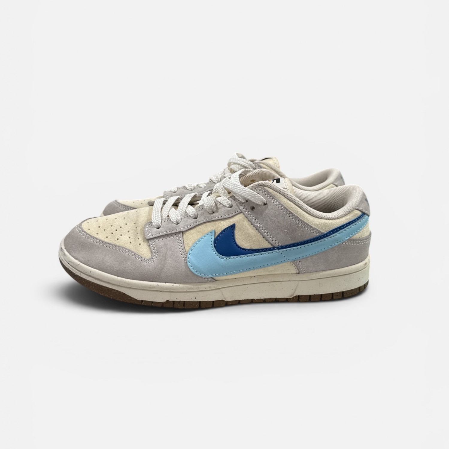 Nike SB Dunk Low Pro / Pre-Owned