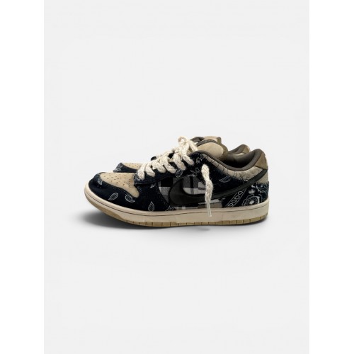 Nike SB Dunk Low