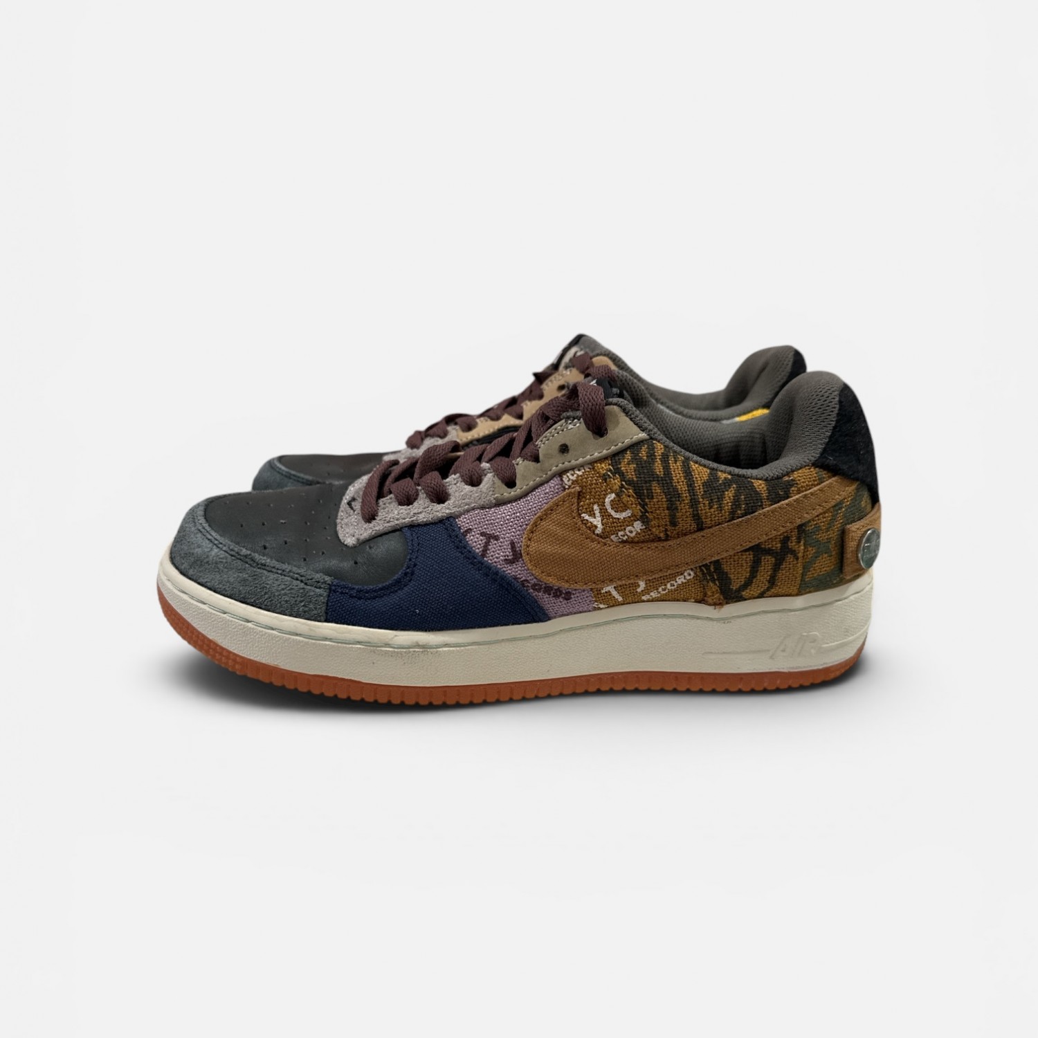 Nike Air Force 1 Low “Travis Scott Cactus Jack” / Pre-Owned