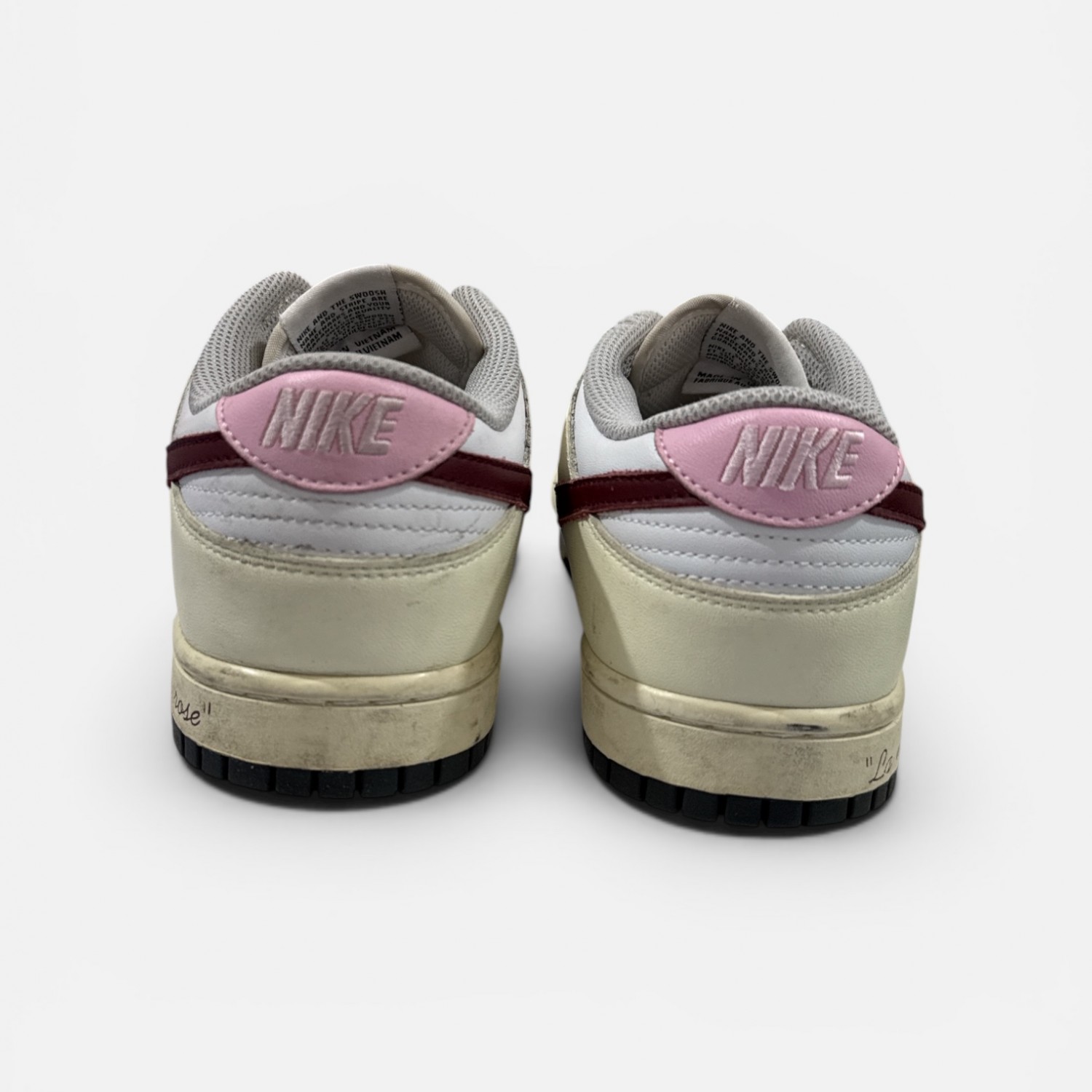 Nike Dunk Low Premium “La Vie En Rose” / Pre-Owned