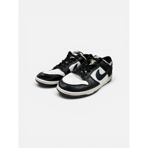 Nike Dunk Low Retro “Panda”