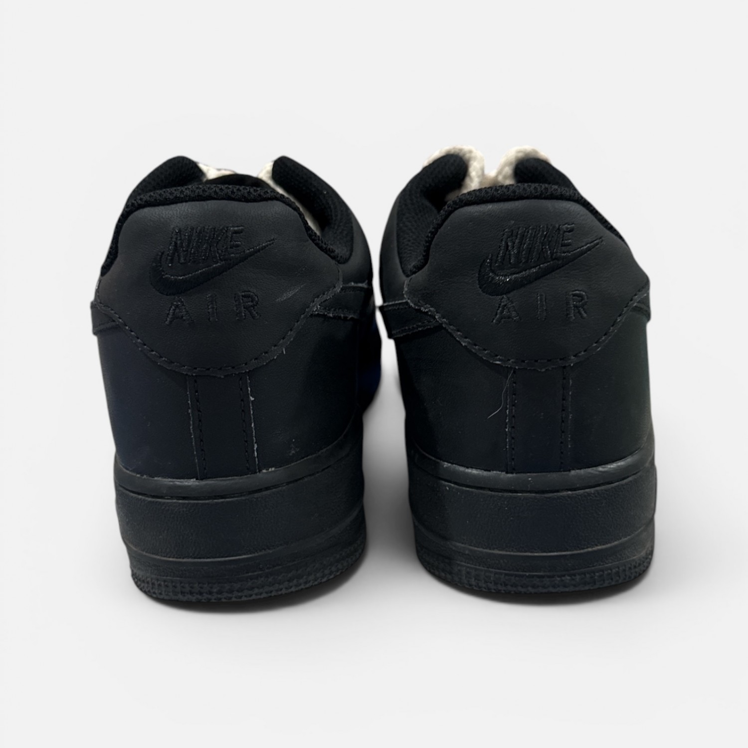 Nike Air Force 1 Low Triple Black