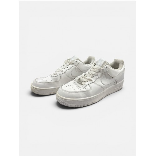 Nike Air Force 1 ’07 Triple White