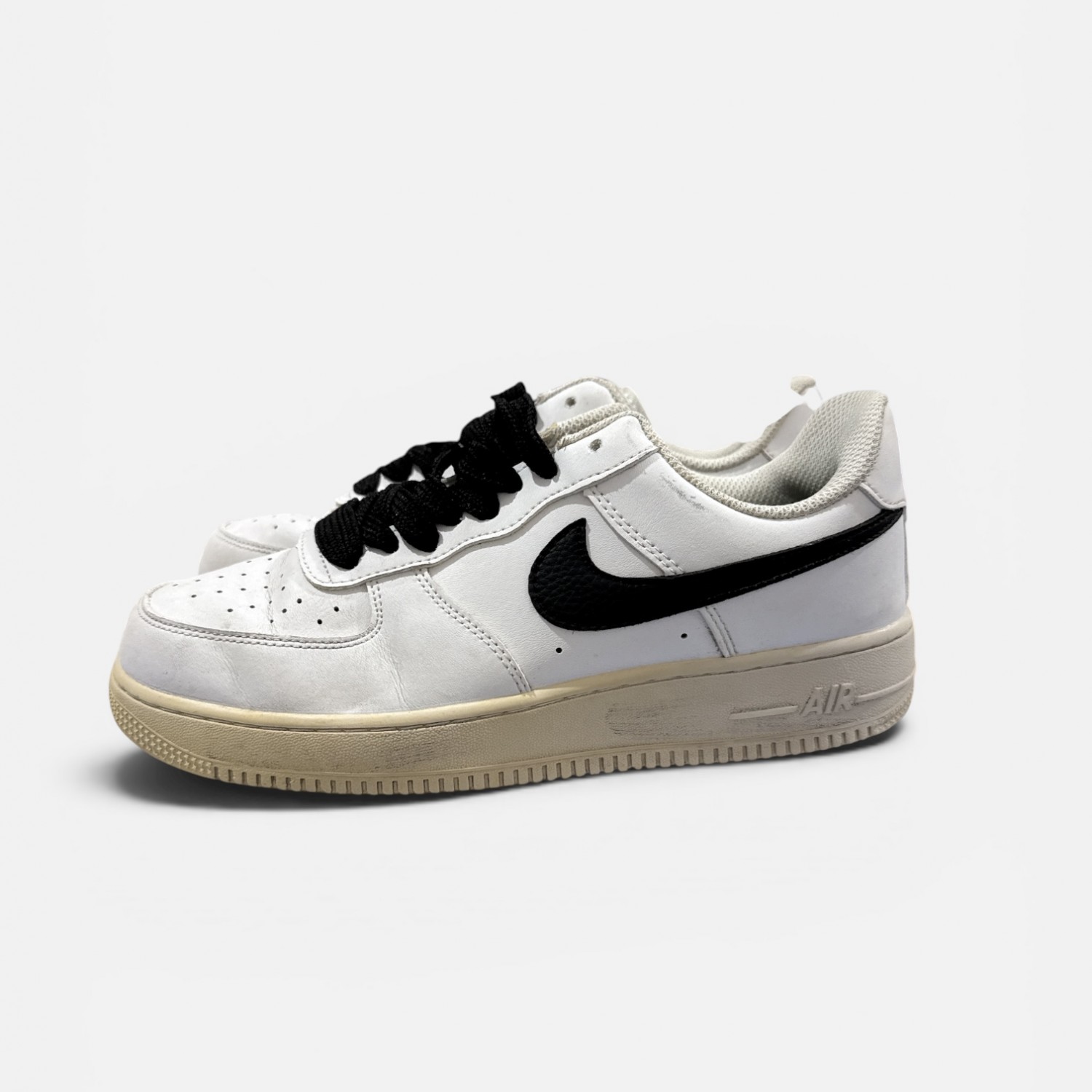 Nike Air Force 1 Low White / Black
