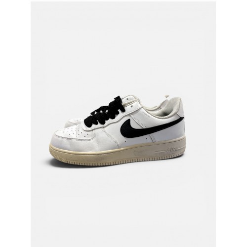 Nike Air Force 1 Low White / Black