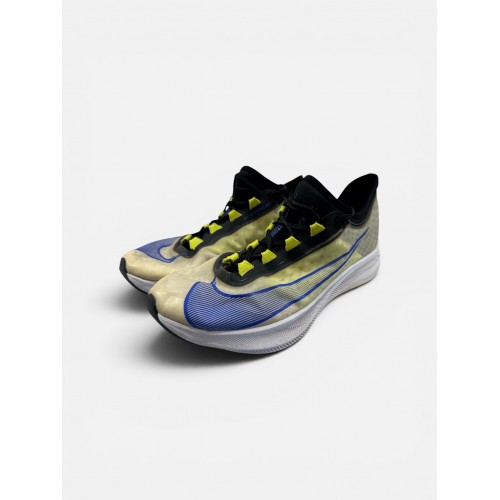 Nike Zoom Fly 3 