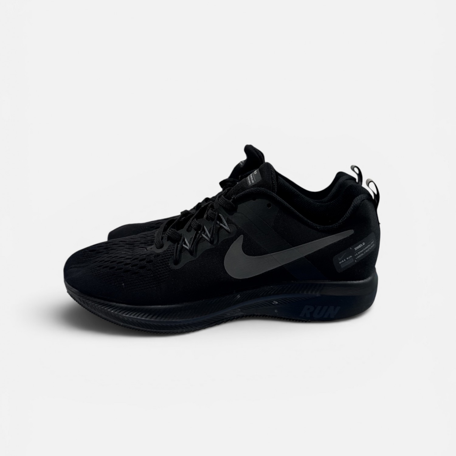 Nike Air Zoom Winflo 8 Shield