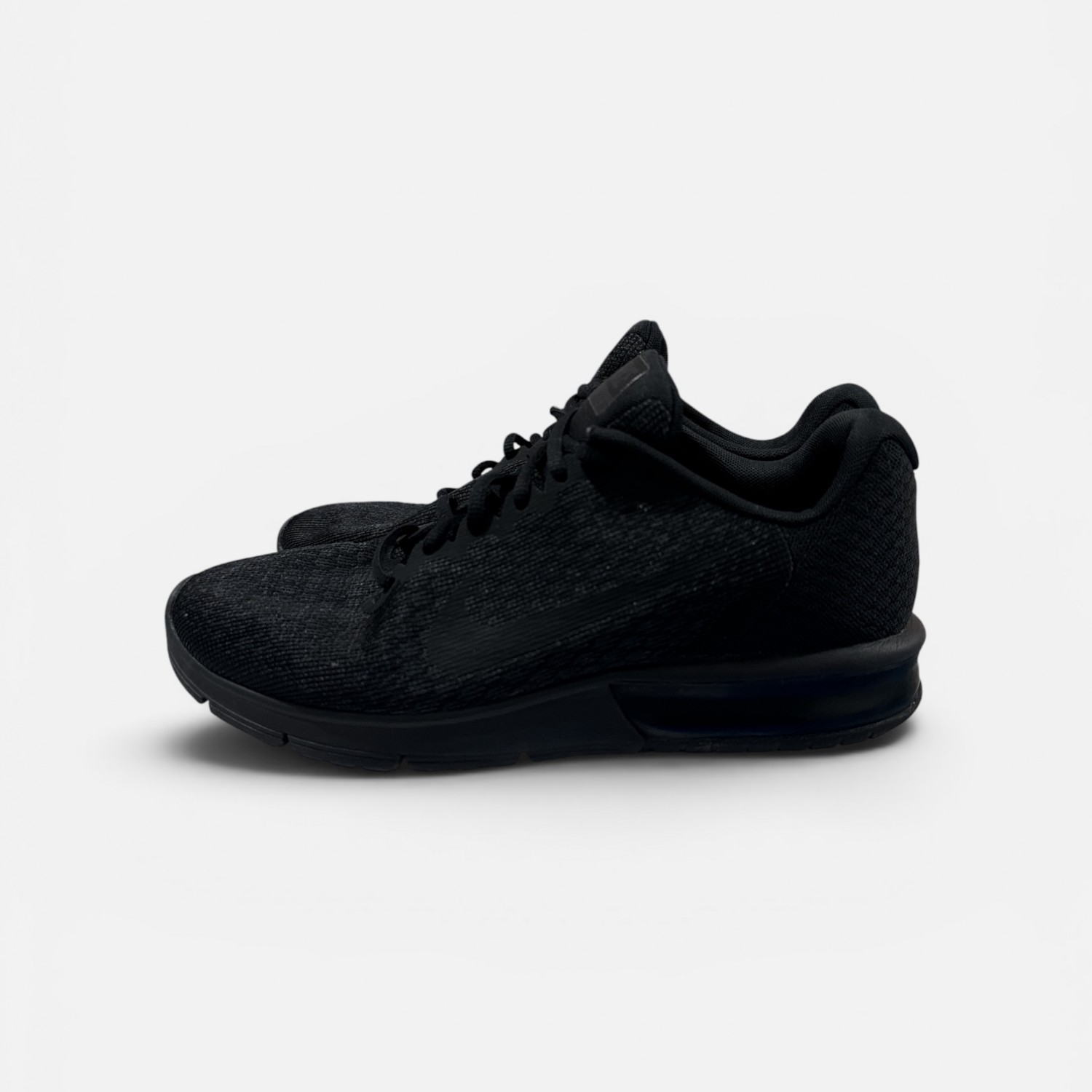 Nike Air Max Sequent 4 (Triple Black) / Pre-Owned