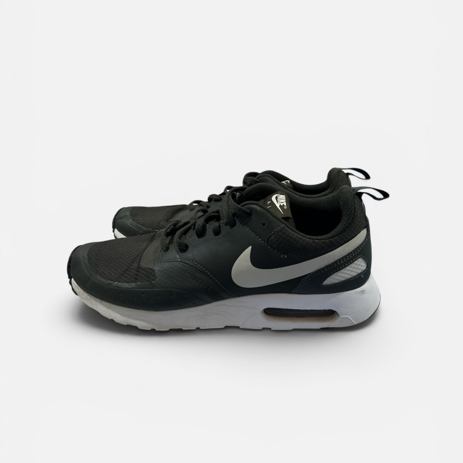Nike Air Max Oketo Black/White