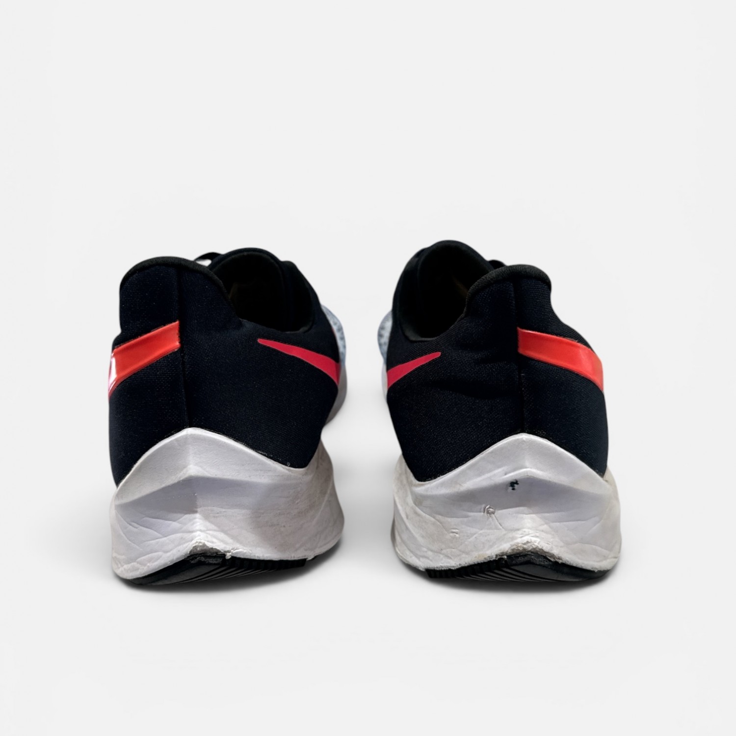 Nike Air Zoom Winflo 6