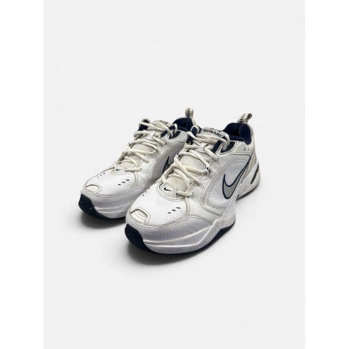 Nike Air Monarch IV 