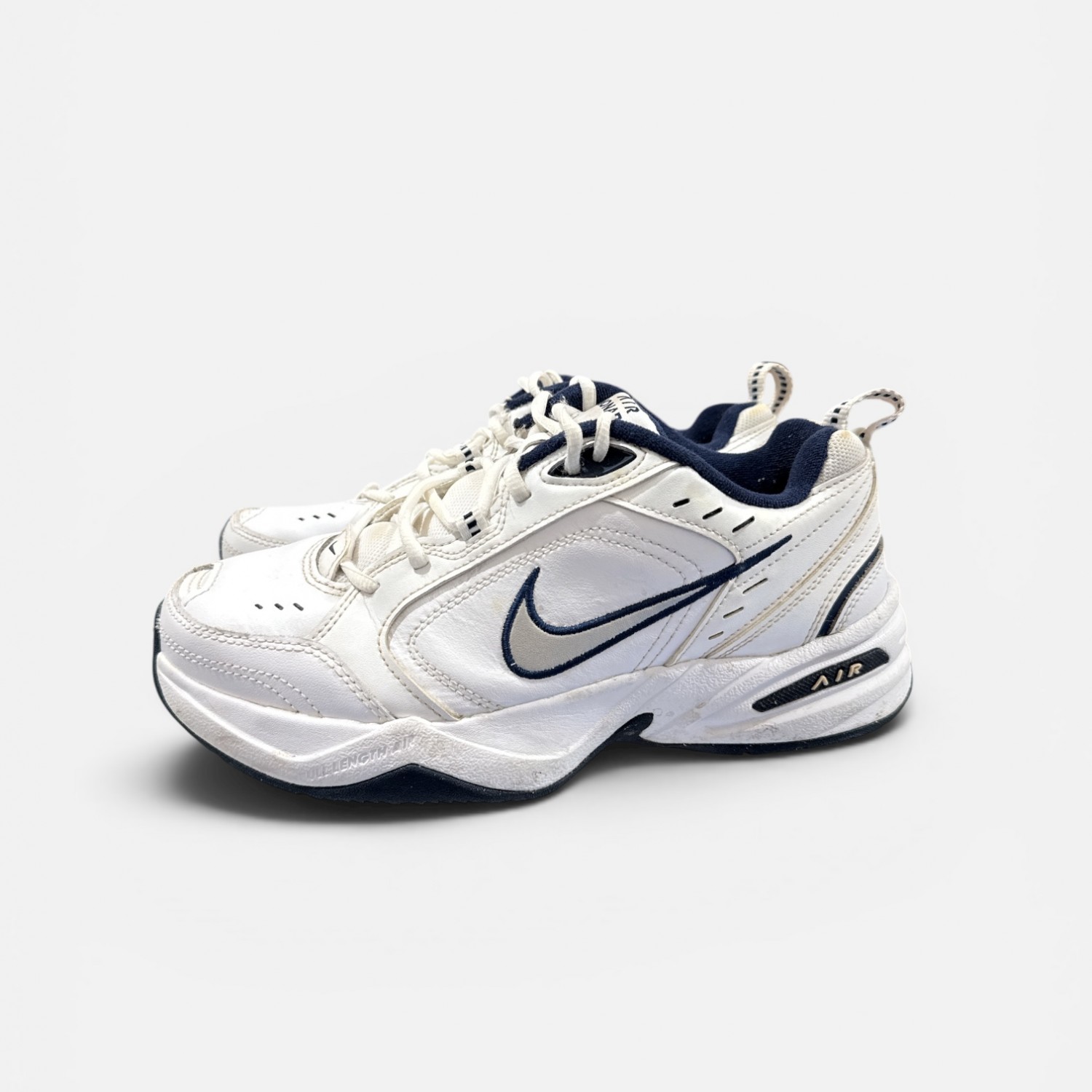 Nike Air Monarch IV 