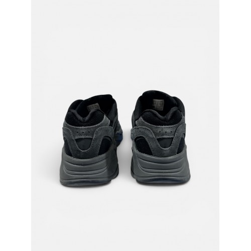 Adidas Yeezy Boost 700 V2 Vanta 