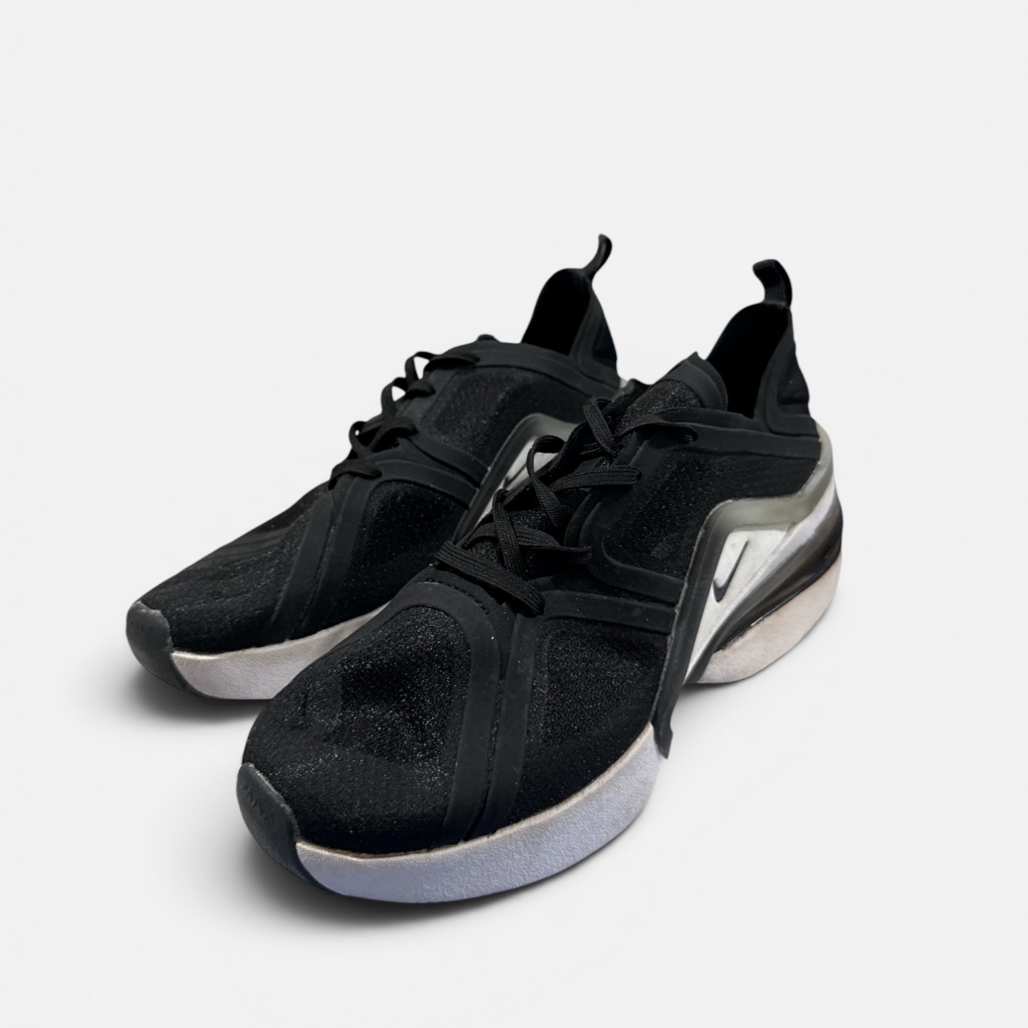 Nike Air Max Bella TR 3 / Air Max  / Pre-Owned