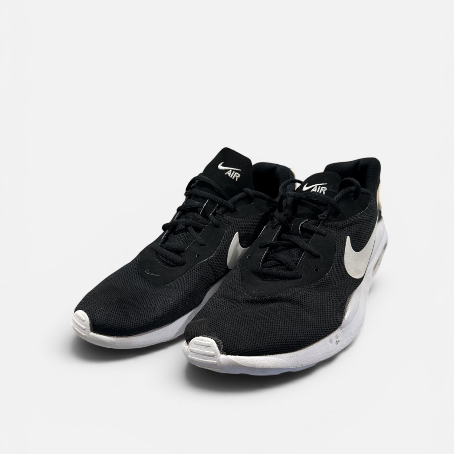 Nike Air Max Oketo  / Pre-Owned