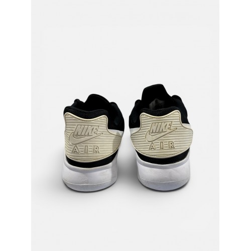 Nike Air Max Oketo 