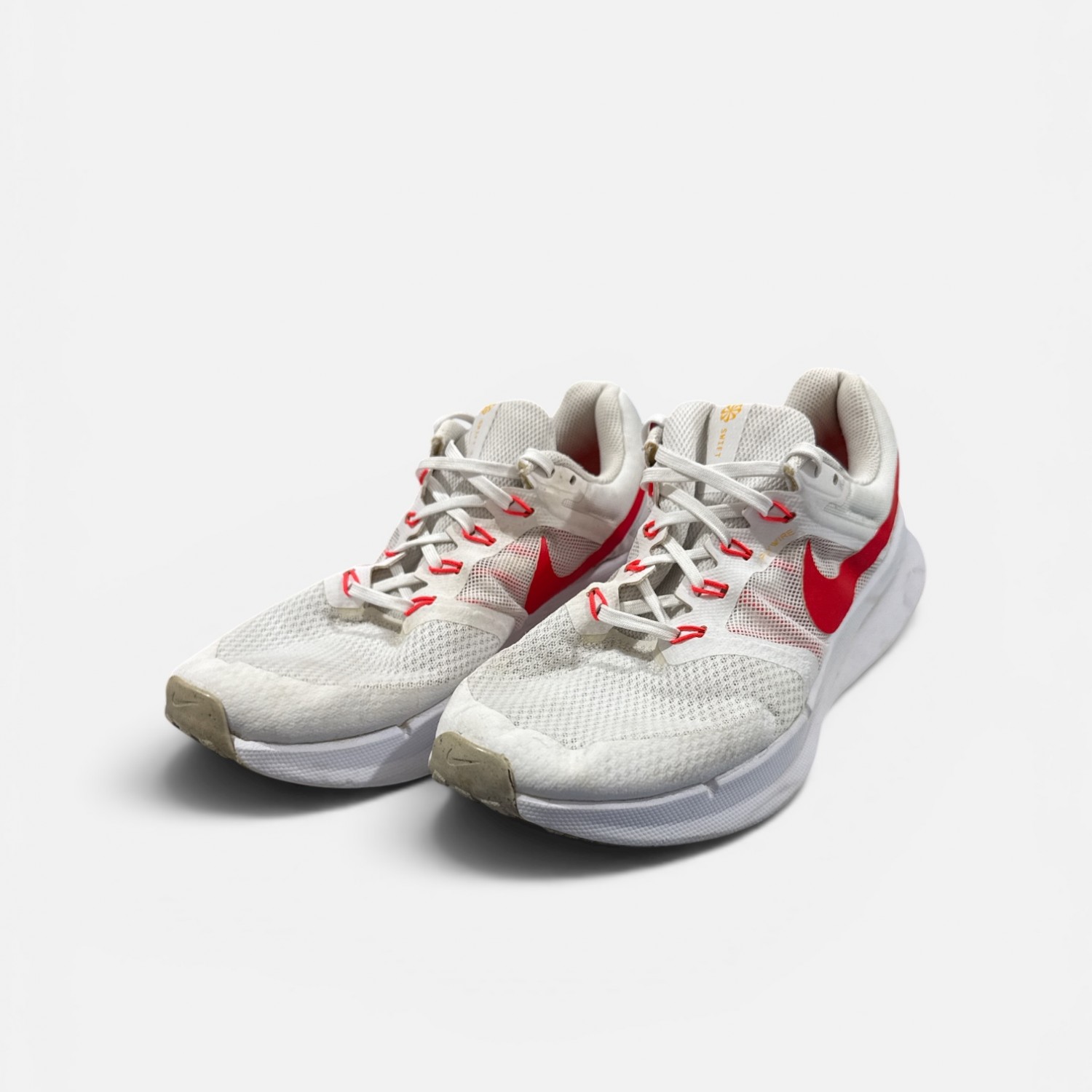 Nike Quest 5  / Pre-Owned