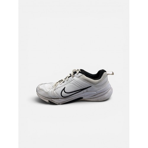 Nike Air Monarch IV 