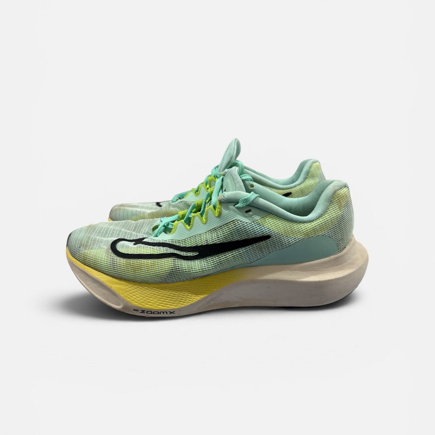 Nike Zoom Fly 5 / Pre-Owned