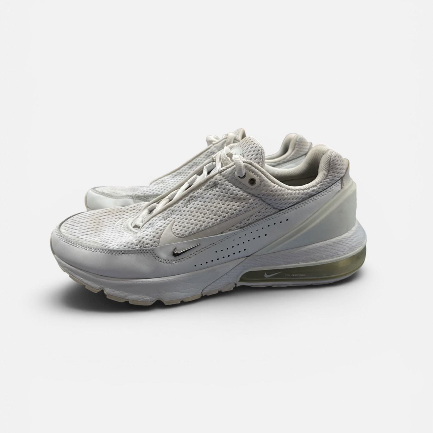 Nike Air Max 200  / Pre-Owned