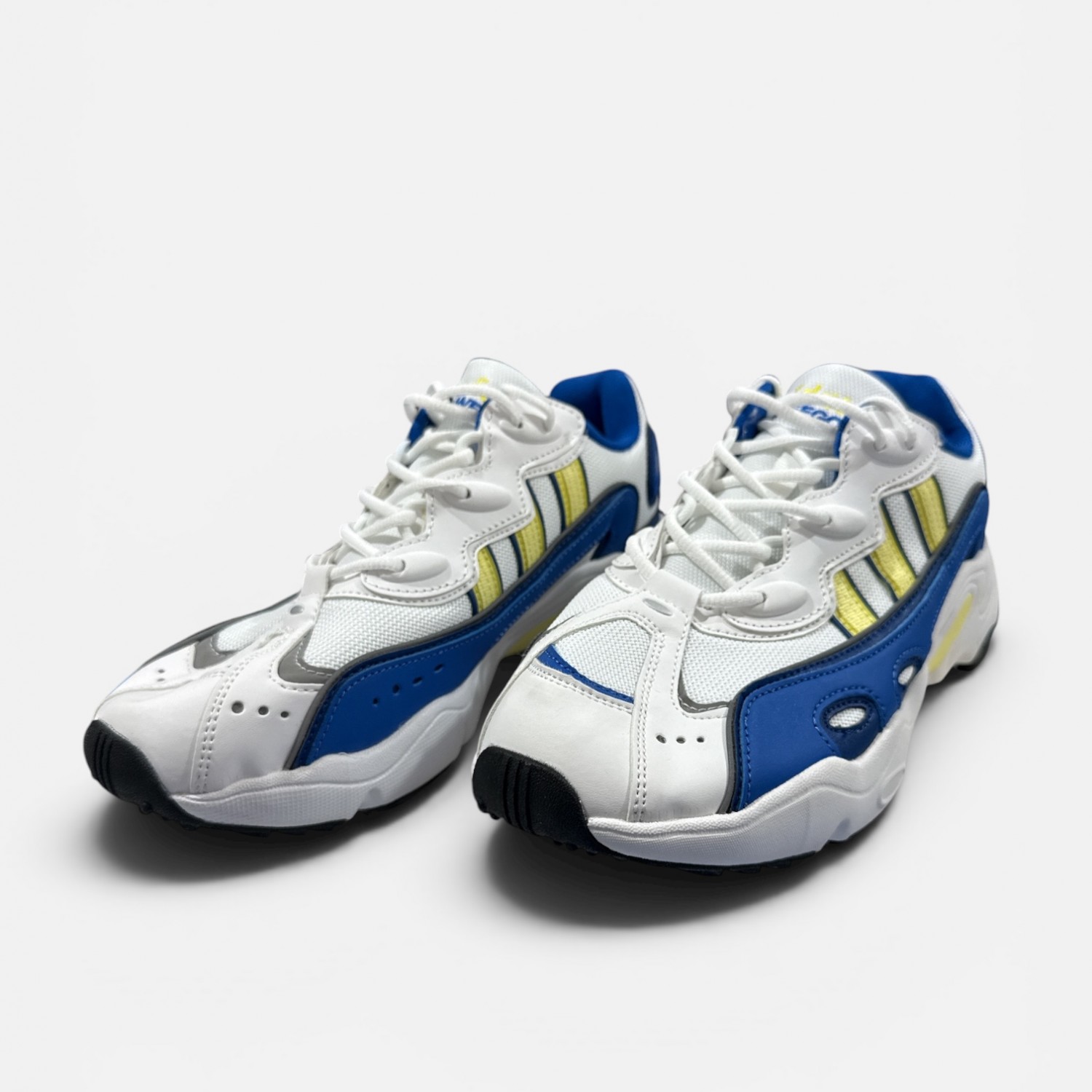 Adidas Response CL / Pre-Owned