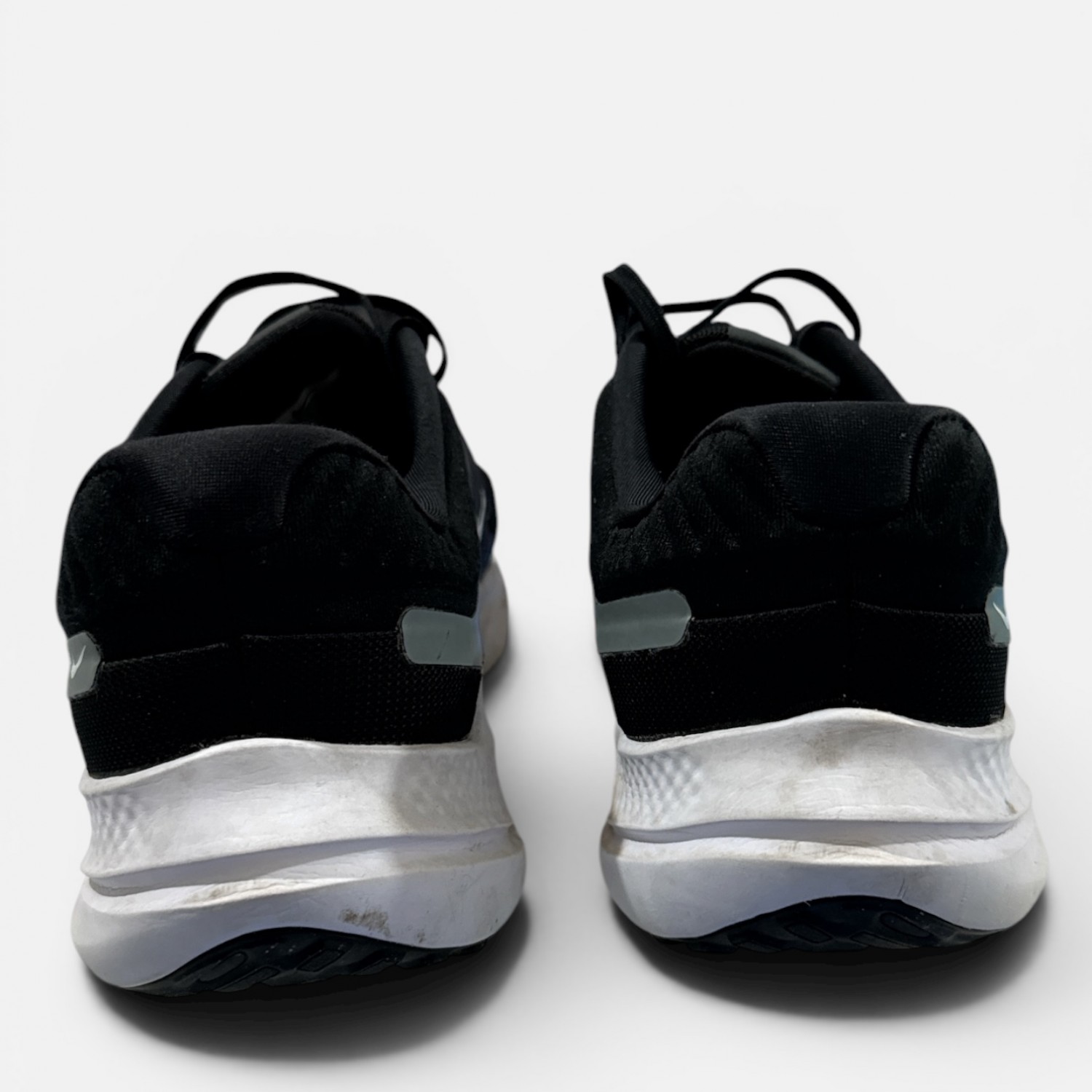 Nike Quest (Running) / Pre-Owned