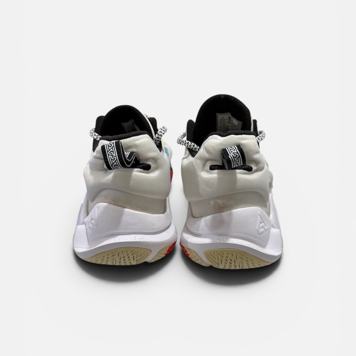 Nike Giannis Immortality 2