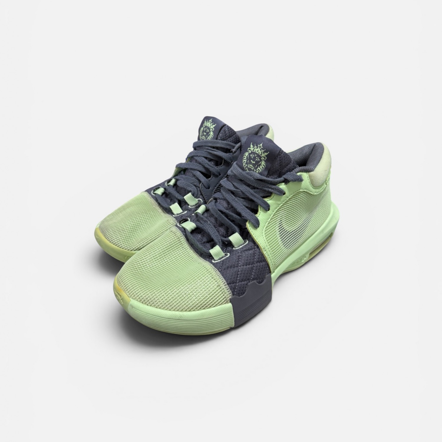 Nike Kyrie Flytrap / Pre-Owned