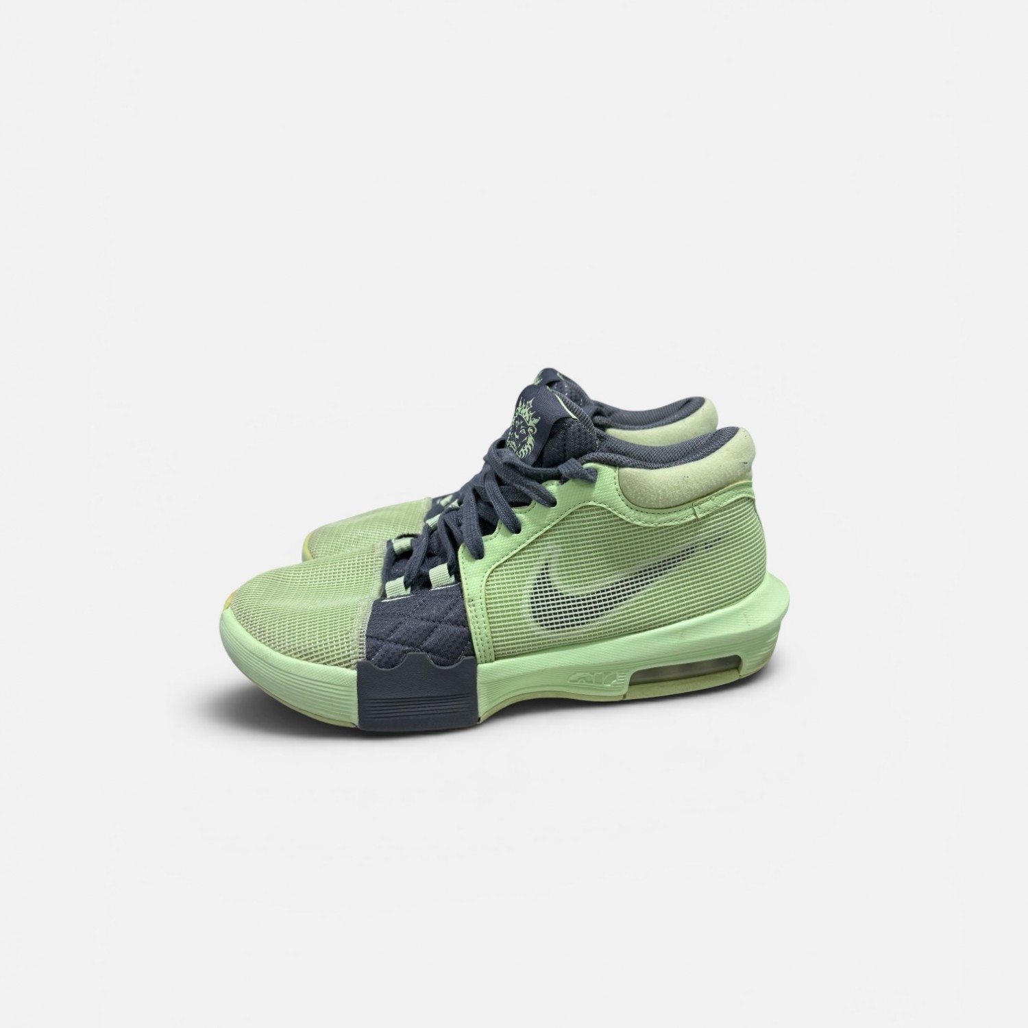 Nike Kyrie Flytrap / Pre-Owned