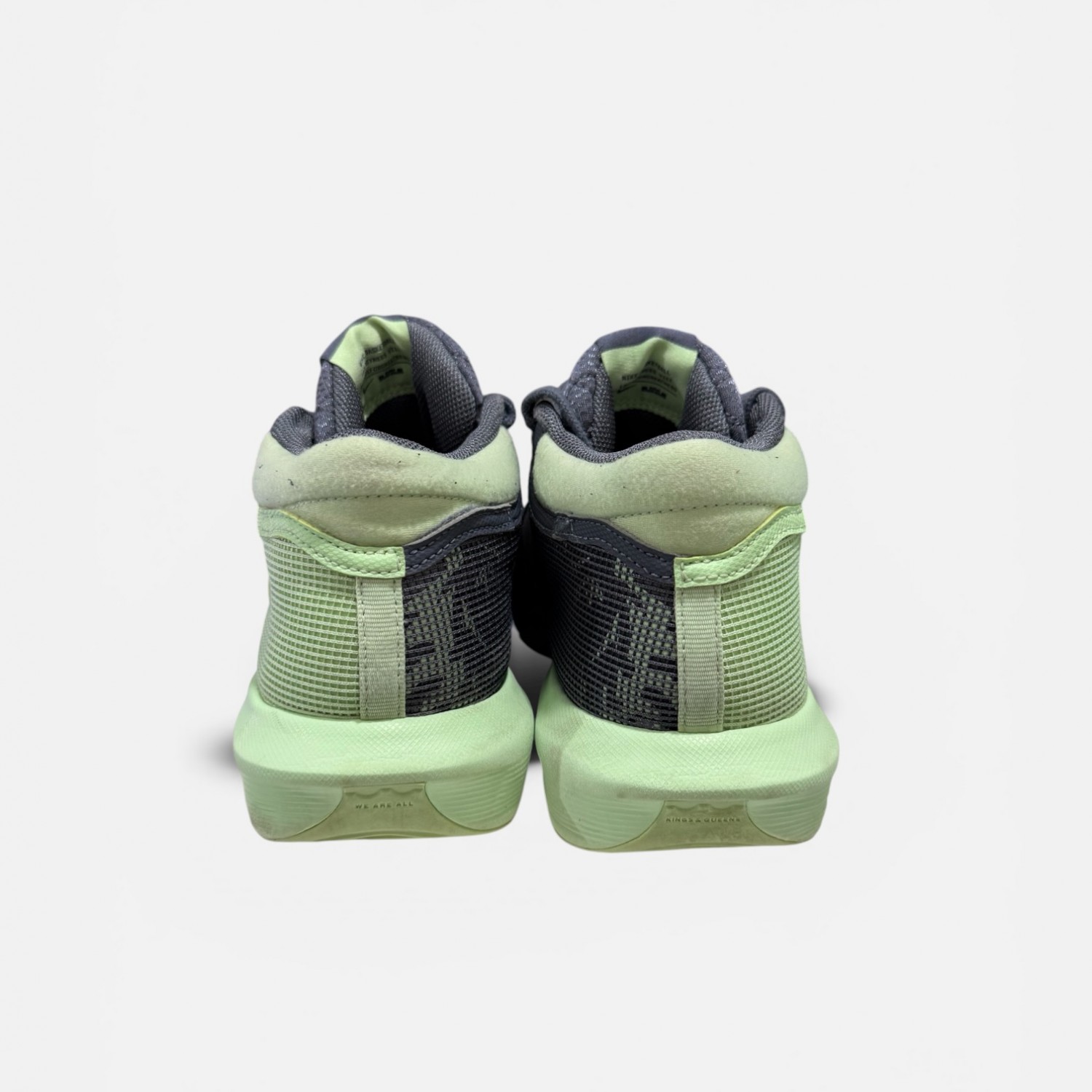 Nike Kyrie Flytrap / Pre-Owned